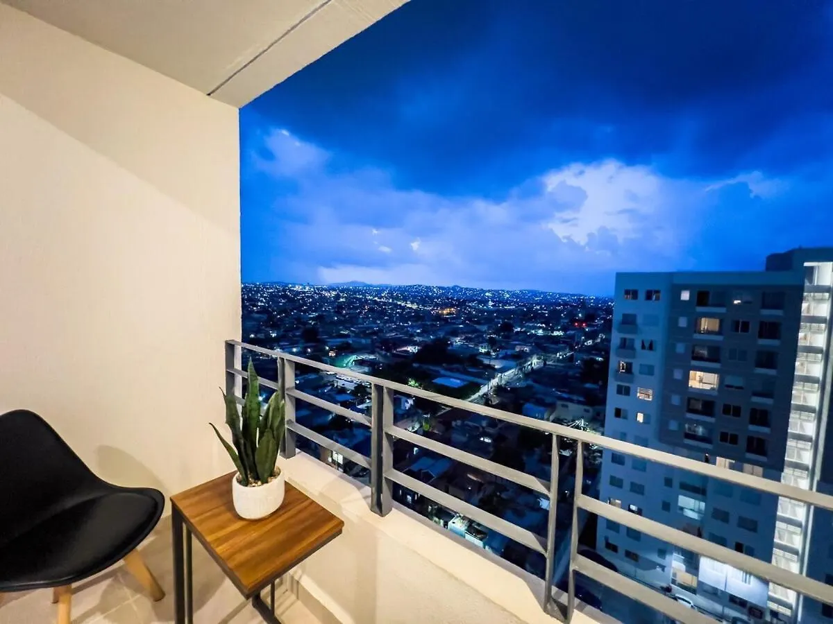 Apartament Modern 12Th-Floor Penthouse W 2 Balconies & City Views Guadalajara